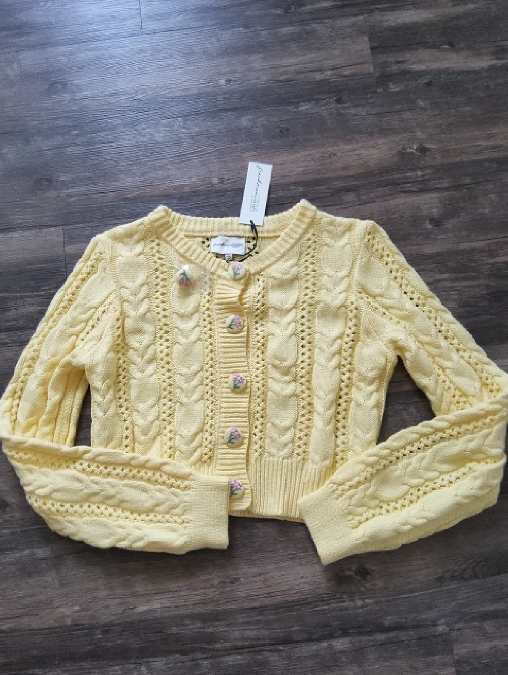 Freshman1996 Pale Yellow Cable Knit Cardigan with Floral Buttons